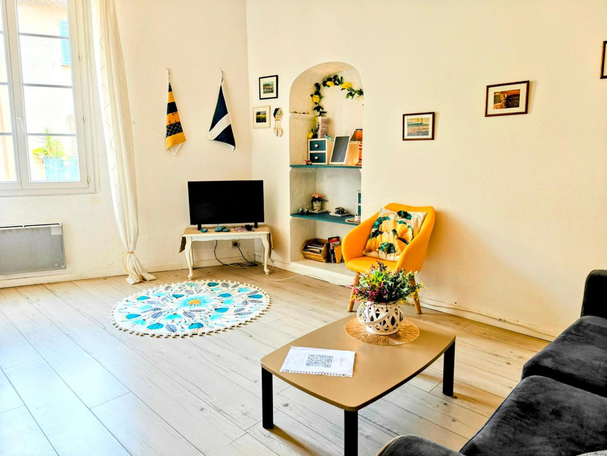 St Joseph - Great Holiday Flat - Old Town For 4 Nice Extérieur photo